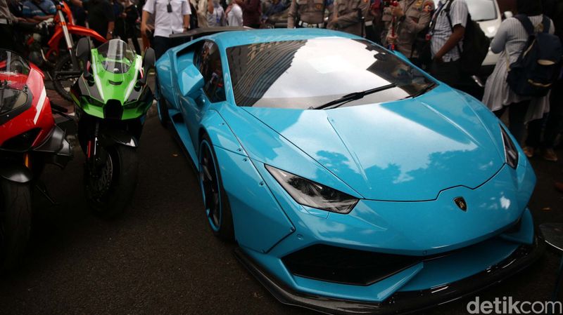 Array,Lamborghini, Porsche dan BMW Doni Salmanan Dilelang, Segini Harganya