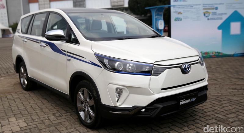 Array,bZ4X Dirakit Lokal, Toyota Belajar Banyak dari Pengembangan Innova Listrik