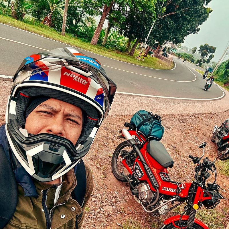 Array,Ini Motor yang Dipakai Ariel Noah buat Harian