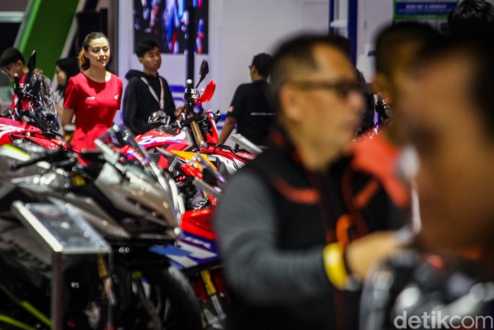 Array,Tak Cuma Berlimpah Motor Baru, Ini Program Menarik di IMOS 2025