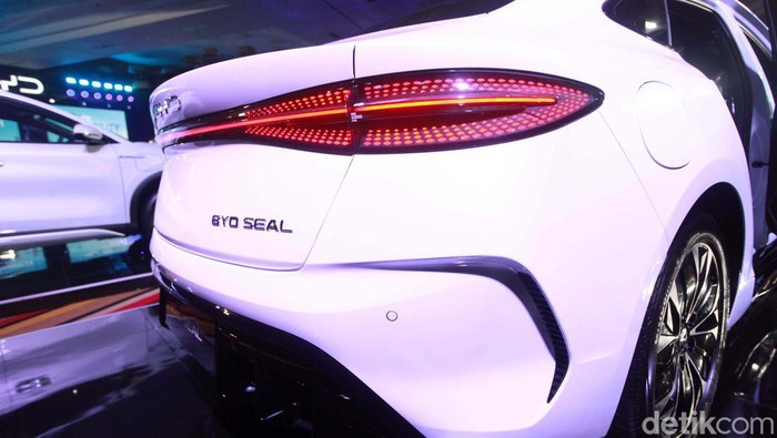 Barunya Tembus Rp 750 Juta, Segini Harga Pasaran BYD Seal Bekas