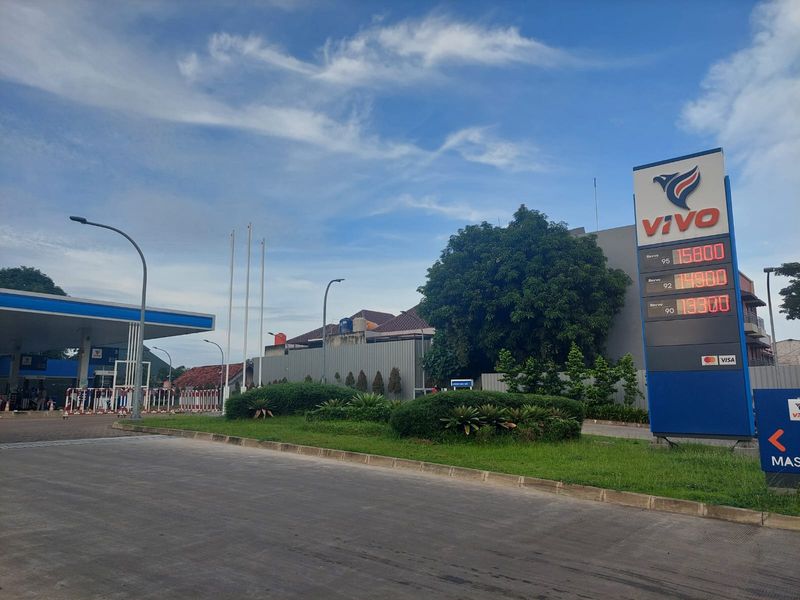 Array,SPBU Swasta Batal Beli BBM Pertamina, Begini Reaksi Bahlil