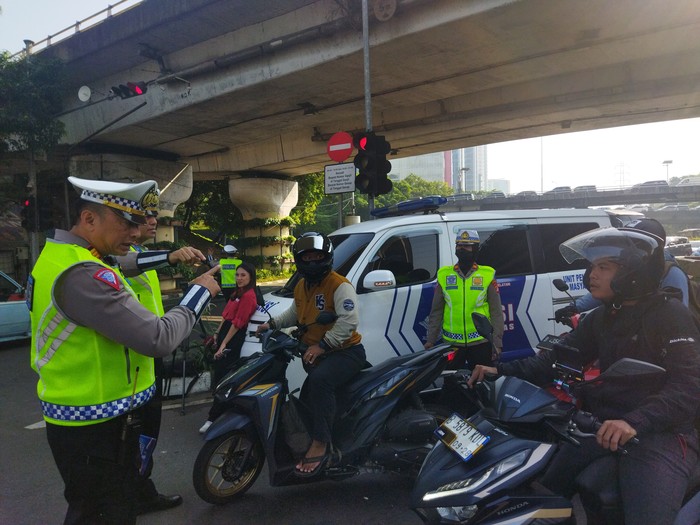 Array,Jenis Pelanggaran yang Paling Banyak Terjaring Operasi Patuh
