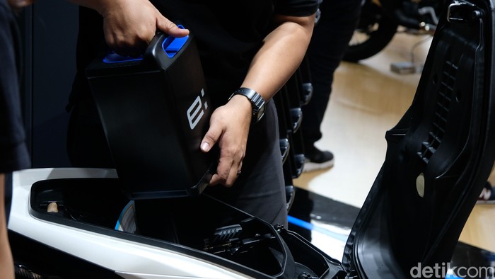 Array,Harga Motor Listrik Honda Turun Rp 17 Jutaan, Segini Jarak Tempuhnya