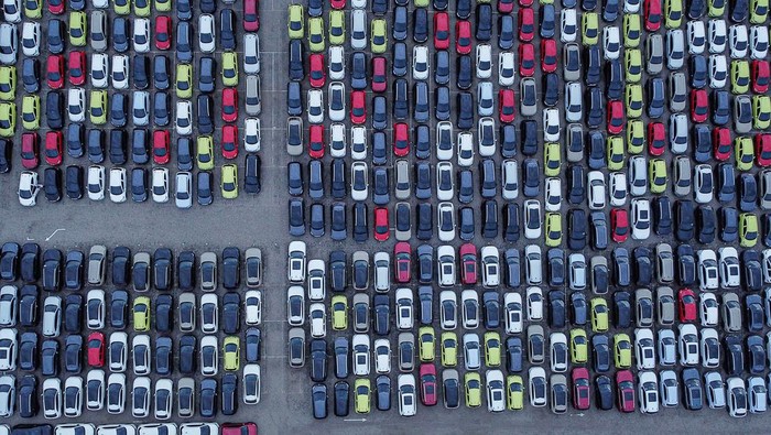 Array,Jurus Biar Harga Mobil Turun: Pajak Diturunkan-Pabrikan Kasih Diskon!