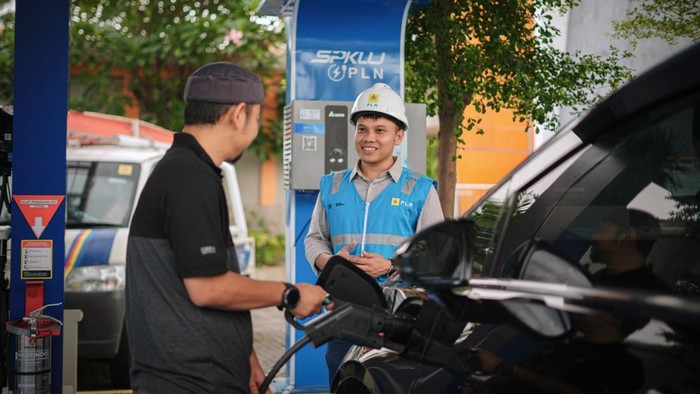Array,Pajak Lebih Murah Bikin Orang Indonesia Kepincut Beli Mobil Listrik