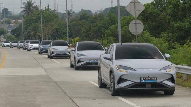 Array,BYD Sealion 7 Dikeluhkan Konsumen: Tenaga Hilang, Muncul Bunyi-bunyian
