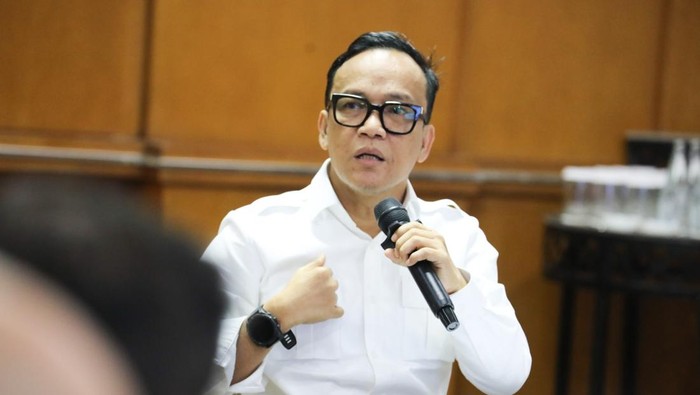 Array,Intip Garasi Wamenaker Immanuel Ebenezer yang Terjaring OTT KPK