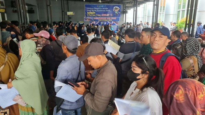 Array,Ini Pentingnya Bayar Pajak Kendaraan