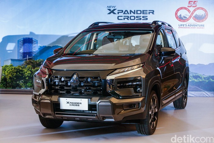 Array,Xpander Cross Punya 6 Airbag: Tak Cuma Aman, tapi...