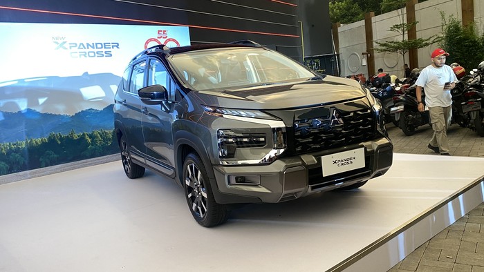 Array,Daftar Harga Mitsubishi Xpander Cross Terbaru, Paling Murah Rp 330 Jutaan