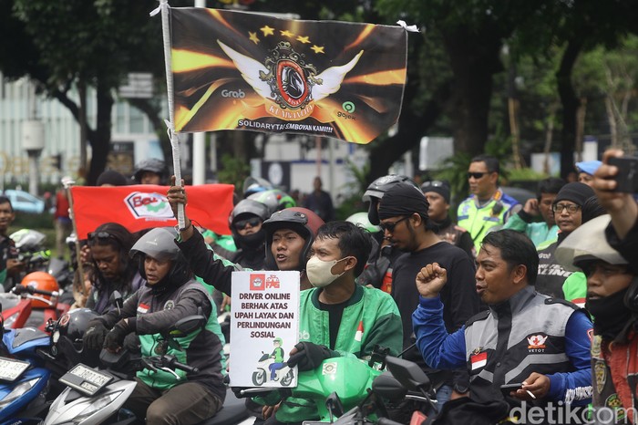 Array,Kalau Tuntutan Tak Ditanggapi, Ojol Bakal Gelar Demo Lagi