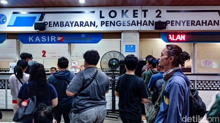 Array,Daftar Provinsi yang Perpanjang Pemutihan Pajak Kendaraan: Denda dan Tunggakan Dihapus!