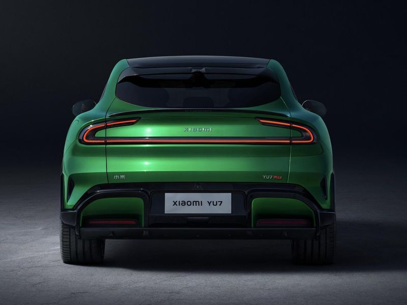 Array,Geger! Mobil Listrik Xiaomi YU7 Laku 200 Ribu Unit dalam 3 Menit