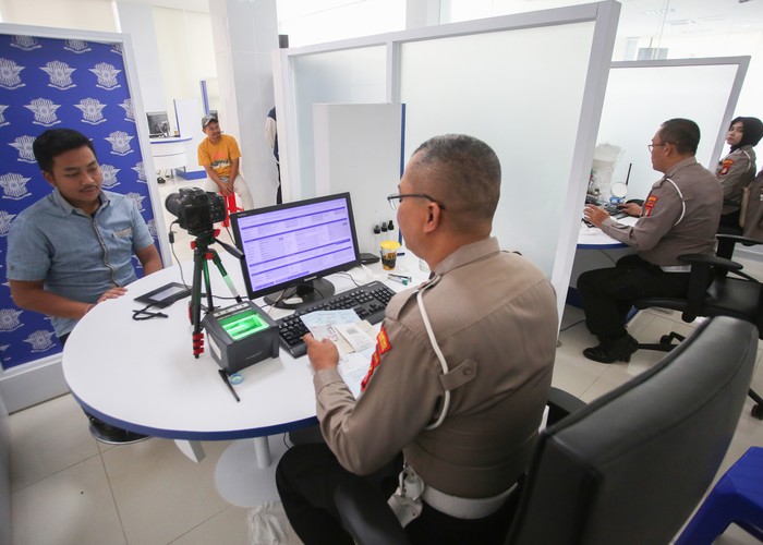 Array,Kenapa Perpanjang SIM Sekarang Harus Ikut Tes Lagi?
