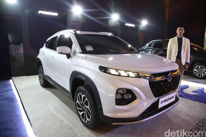 Array,Fitur ADAS Suzuki Fronx Bakal Dipasang di Ertiga Cs?