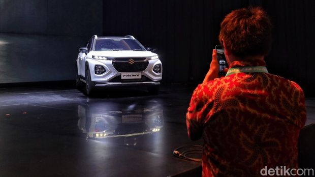 Array,Suzuki Fronx, SUV Ringkas yang Paling 'Masuk Akal' Dibeli