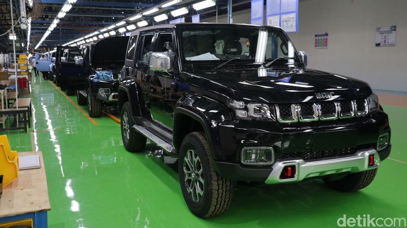 Array,Harga Mobil BAIC Turun Nyaris Rp 100 Juta, Pembeli Lama Rugi, Dong?