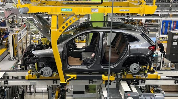 'Kiamat' Mobil Bensin Ditunda!