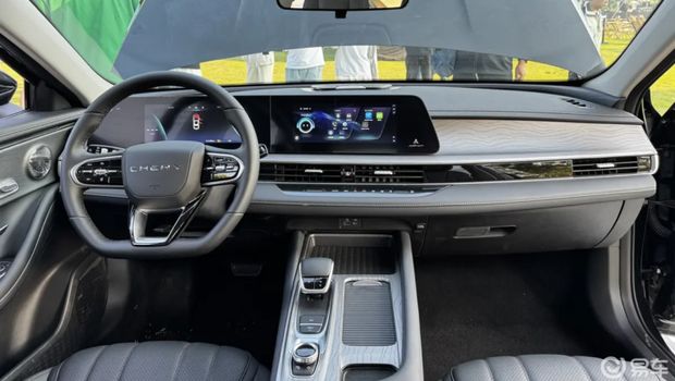 Array,Spesifikasi Sedan Hybrid Chery yang Harganya Cuma Rp 180 Jutaan