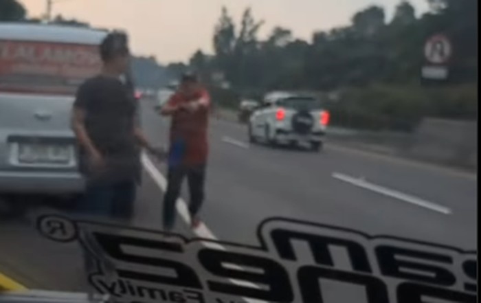 Array,Klarifikasi Lalamove soal Driver-nya Diduga Todong Pistol di Cipularang