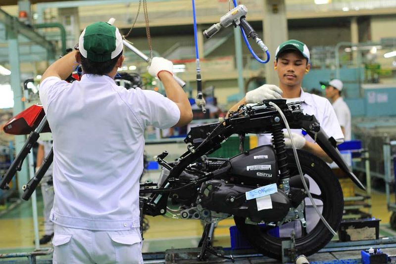 Array,Tak Cuma Penjualan Domestik, Ekspor Motor 'Buatan' Indonesia Juga Turun
