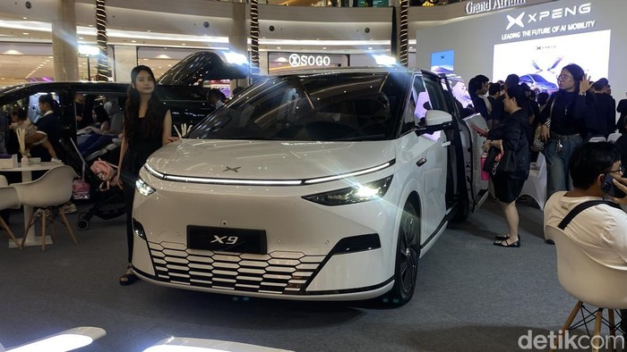 Array,Harga Mobil Listrik Xpeng Kemahalan?
