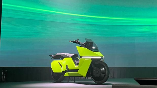 Array,Mengenal Motor Listrik Omo X, 'Tesla' Roda 2 yang Mau Dijual di Indonesia