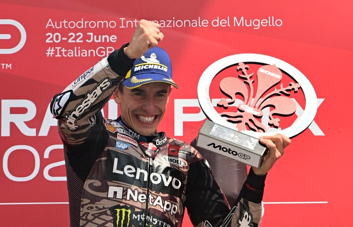 Array,Disoraki Penonton saat Menang MotoGP Italia, Marquez Bilang Begini