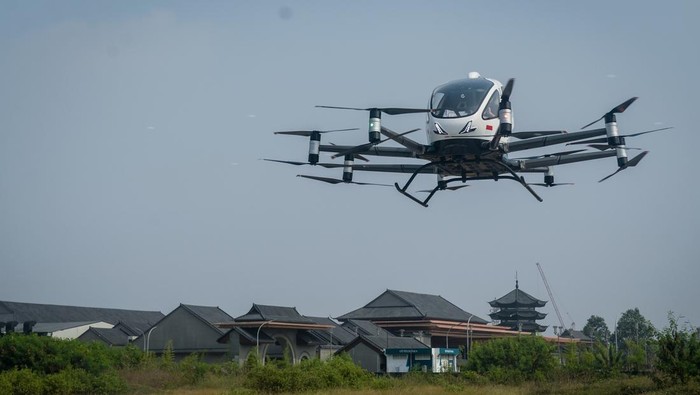 Array,Taksi Terbang Masuk Kategori Drone, Aman Angkut Penumpang?