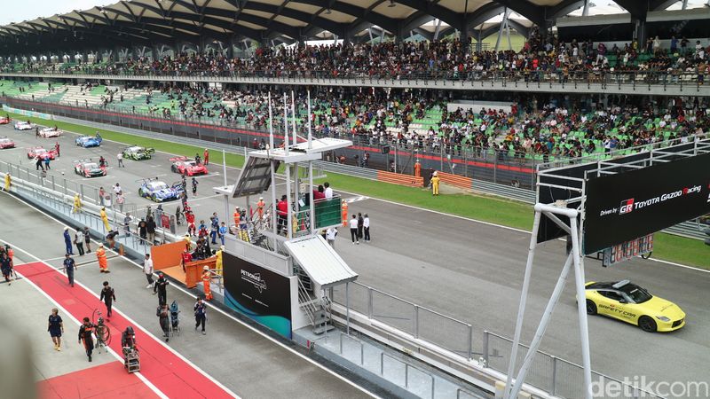 Array,Hasil Balapan SuperGT Malaysia, TOM'S Toyota GR Supra Cetak Sejarah Baru