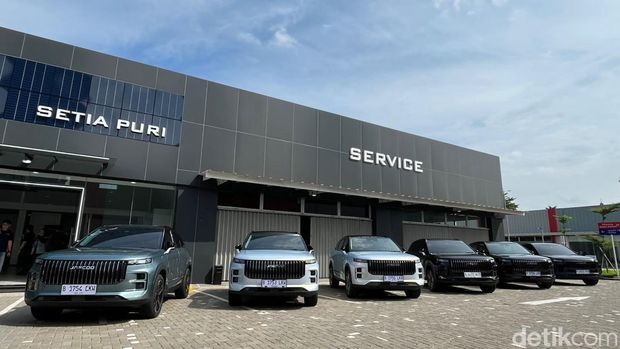 Array,Harga Mobil China Ramai-Ramai Turun, Nilai Jual Jadi Anjlok?