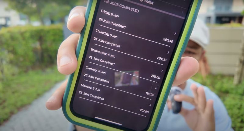 Array,Driver Grab di Singapura Dapet Rp 76 Juta/Bulan, Tinggal di Vila Mewah