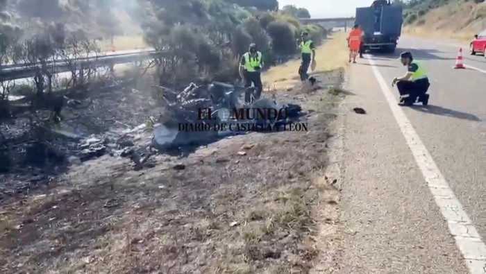 Array,Dialami Diogo Jota dan Adiknya, Ini Bahayanya Kecelakaan Mobil Gegara Pecah Ban