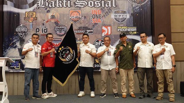 Array,Deklarasi Pajero Lovers Indonesia: Wadah Silaturahmi, Jauhi Arogansi