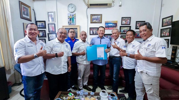 Array,Bamsoet Kembali Dapat Dukungan IMI Jatim untuk Pimpin IMI 2025-2030