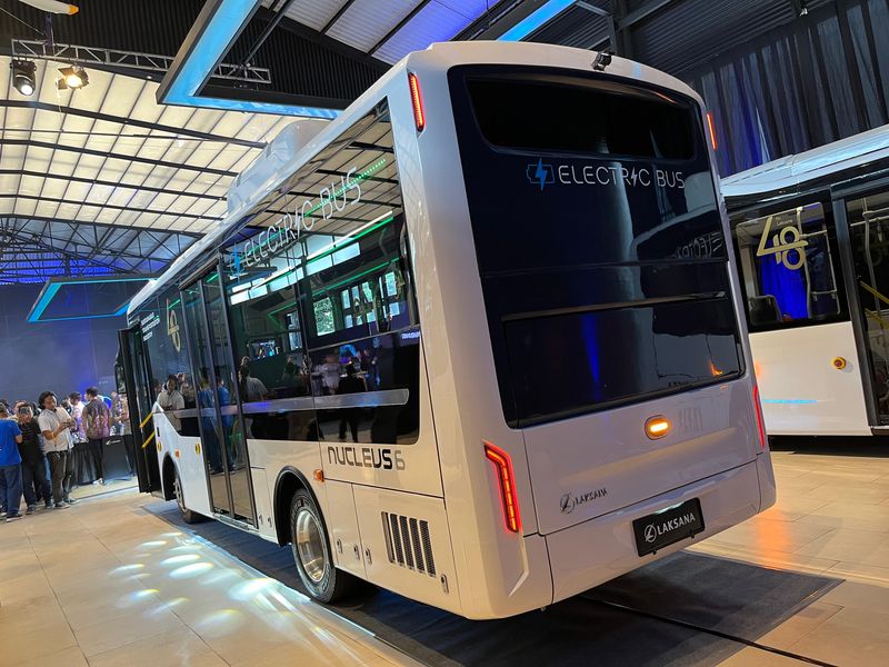 Array,Bodi Bus Listrik Laksana Dijual Mulai Rp 600 Jutaan