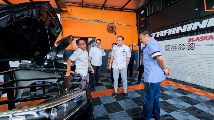 Array,Bamsoet Harap YM Academy Surabaya Cetak SDM Unggul di Industri Otomotif