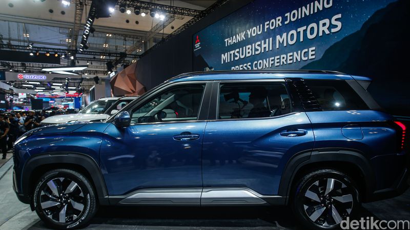 Array,Harga Mitsubishi Destinator Nyerempet Xforce, Nggak 'Kanibal' Nih?