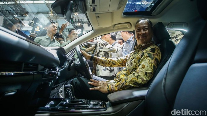 Array,Kata Menperin Soal PHK di Industri Komponen Kendaraan