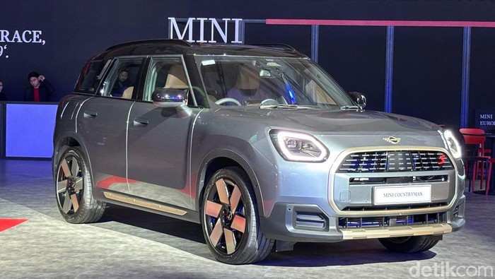 Array,MINI Countryman Kini Dirakit Lokal, Tanda Keseriusan BMW Group Garap Industri Dalam Negeri