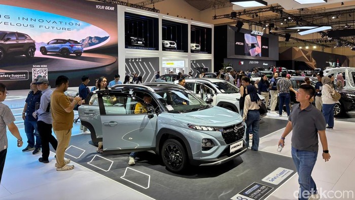 Array,20 Mobil Terlaris di Indonesia Juli 2025