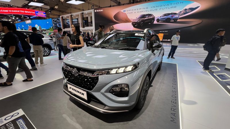 Array,Suzuki Fronx Hybrid, Daihatsu Rocky hybrid, Tiggo Cross Hybrid, Pilih Mana Nih?