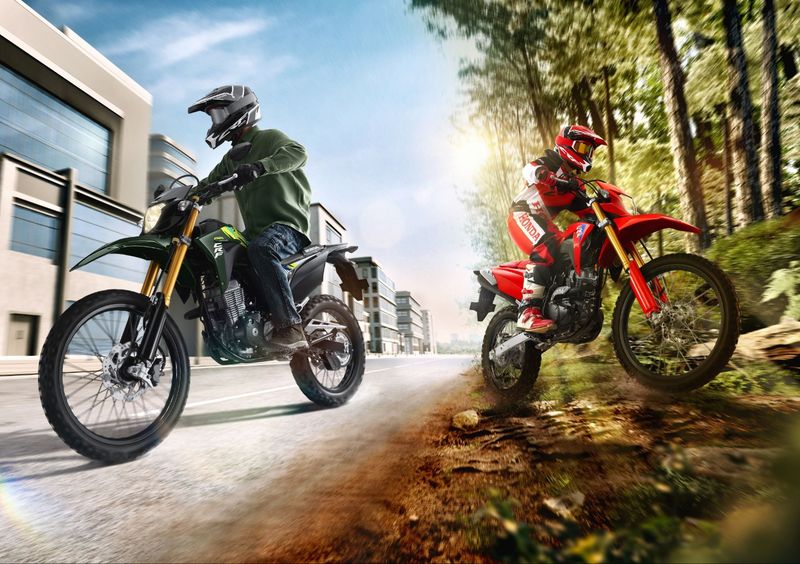 Array,Honda Rilis CRF 150L Terbaru, Harga Rp 37 Jutaan