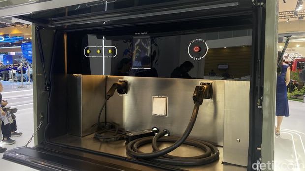 Array,Suzuki Carry Bisa Buat Ngecas Mobil Listrik