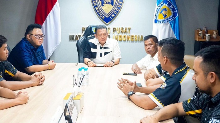 Array,Ketum IMI Ajak Komunitas Influencer Otomotif Majukan Pariwisata Indonesia