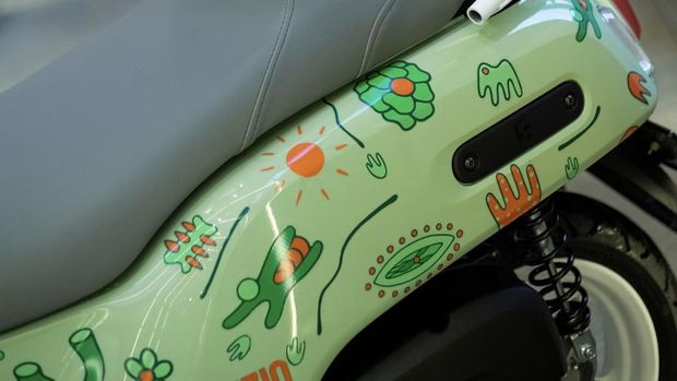 Array,Fazzio Kalcer Pakai Stiker Ramah di Kantong