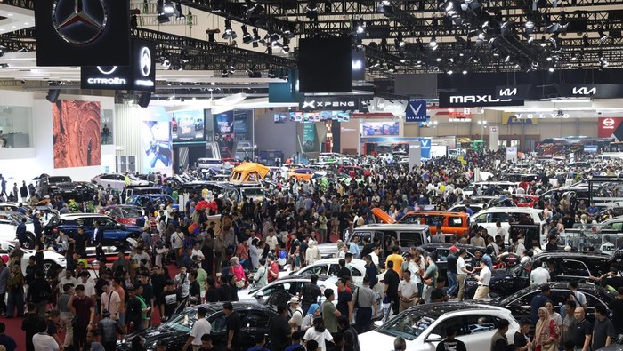 Array,Ada GIIAS, Penjualan Mobil di Indonesia Naik Tipis