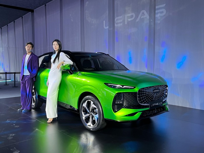 Array,Setelah L8, Chery Akan Bawa Lepas L6 dan L4 ke Indonesia
