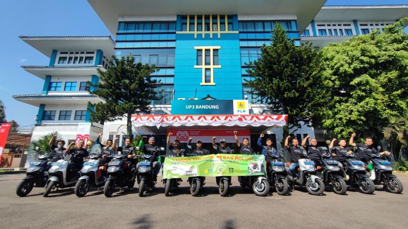 Array,Nggak Cuma Buat Harian, Motor Listrik Juga Cocok Dipakai Jalan Antarkota